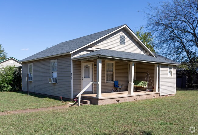 Photo - 3701 Fairview St