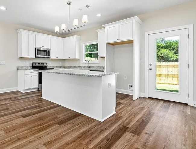 Photo - New Townhome in Hartbrook!