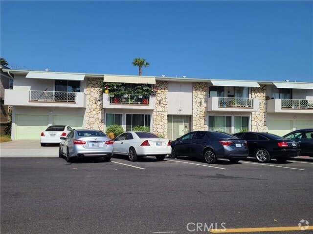 Building Photo - 840 Cedar Ave Unit 17 Rental