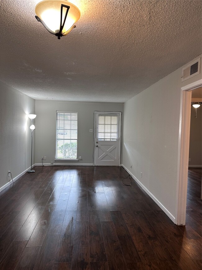 Photo - 713 S 2nd St Unit 713