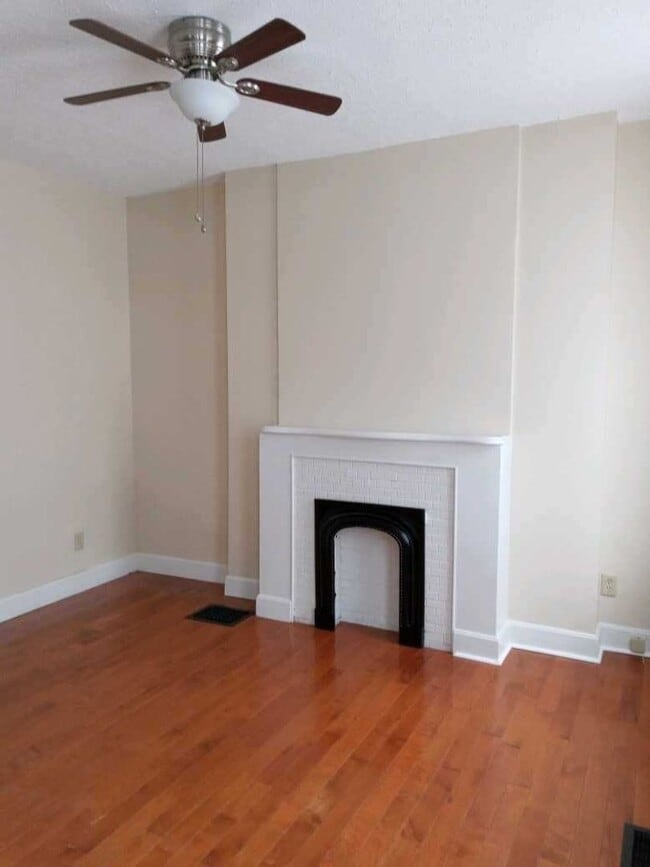 Photo - Renovated 1 BD +home office/child's room House with Upgrades