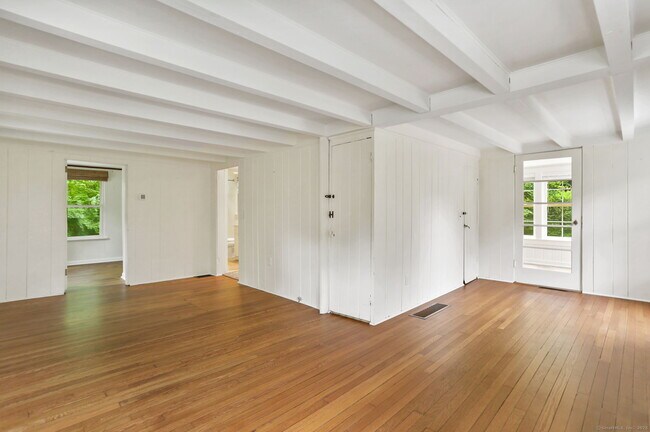 Photo - 27 Seeley Rd