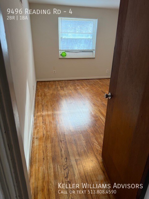 Photo - 9496 Reading Rd Unit 4