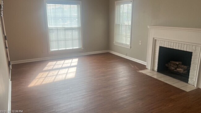 Photo - 3200 S Hills Ave