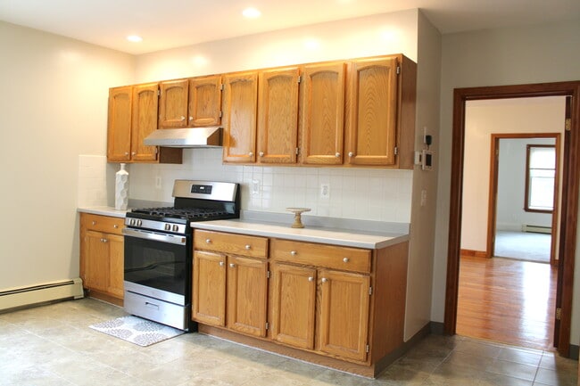 Photo - 17 Sewall St Unit 2