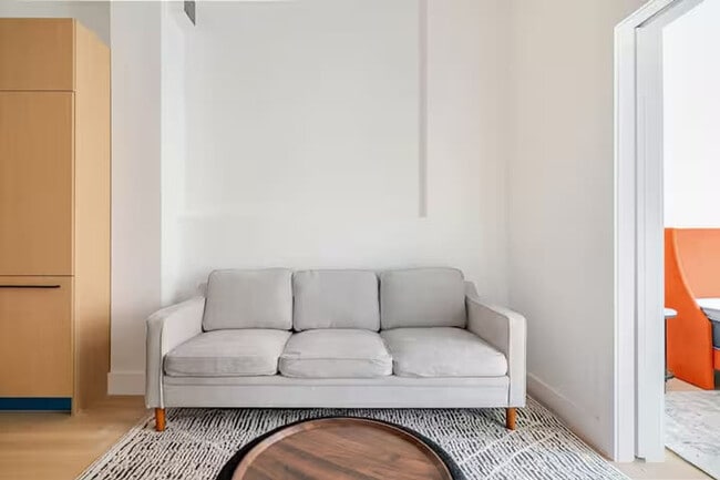 Photo - 19 St Marks Pl Unit ID1352412P