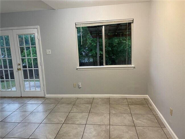 Photo - 8303 Gallatin Dr