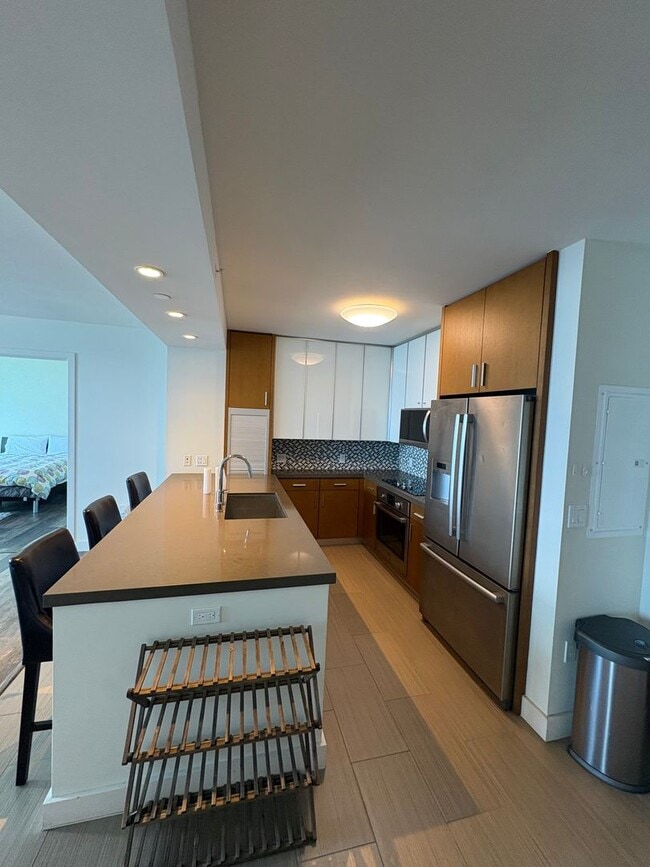 Building Photo - Luxury Fully Furnished Condo at The Collection – Live in the Heart of Kakaako!