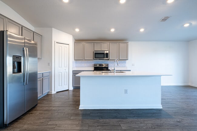 Photo - 5071 Four Strand Ct