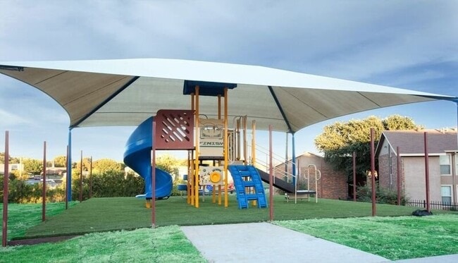 Photo - 817 Colcord Ave