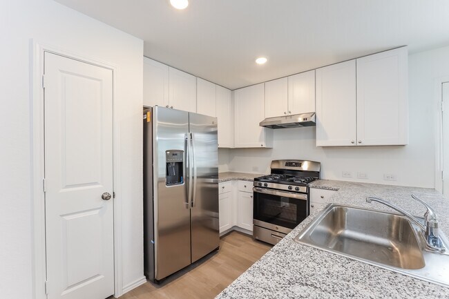 Photo - 2839 Ruby Crossing