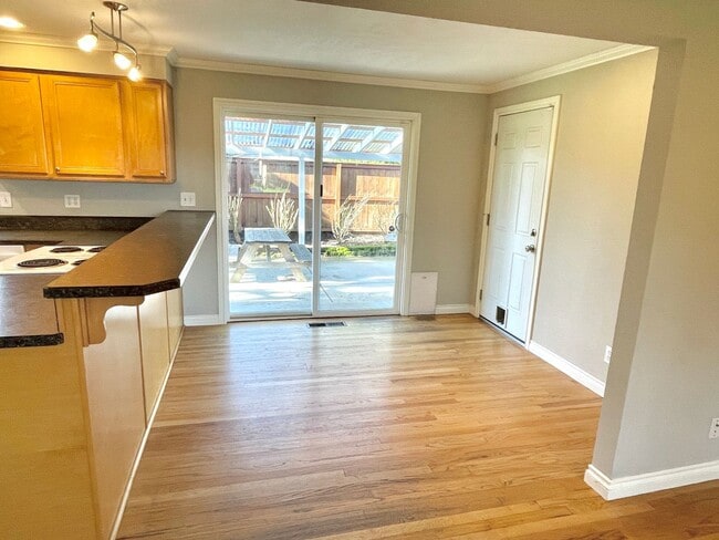 Photo - Brentwood-Darlington, 3 bed, 1 bath ranch with large, fenced yard