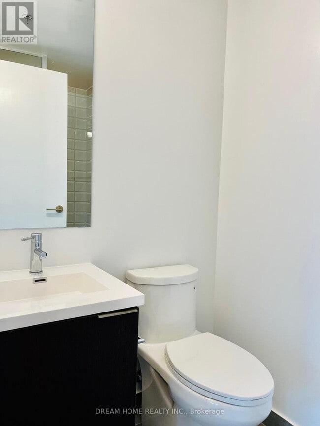 Photo - 203 College St Unit 1404