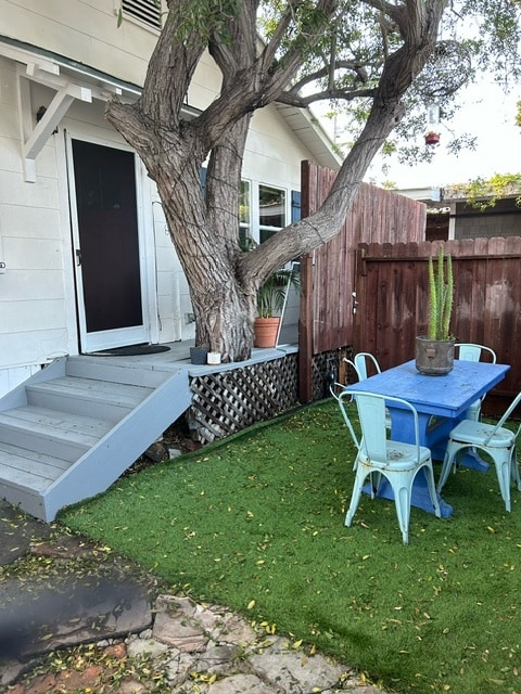 Photo - 609-602 Milwood Ave House