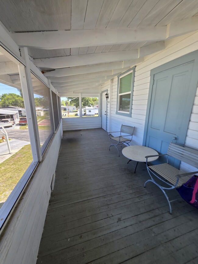 Photo - 5151 4th St N