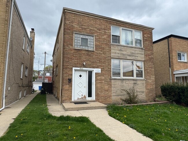 Building Photo - 2936 W Touhy Ave Unit 1