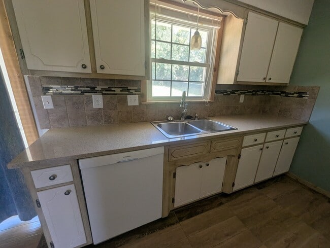 Photo - 167 SE 421st Rd