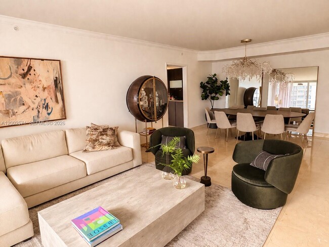 Photo - 848 Brickell Key Dr Unit 905