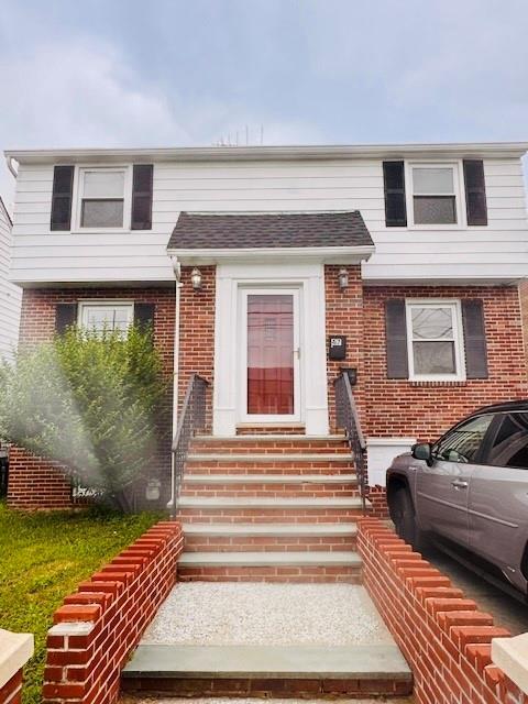 Building Photo - 47 Aqueduct Ave Rental