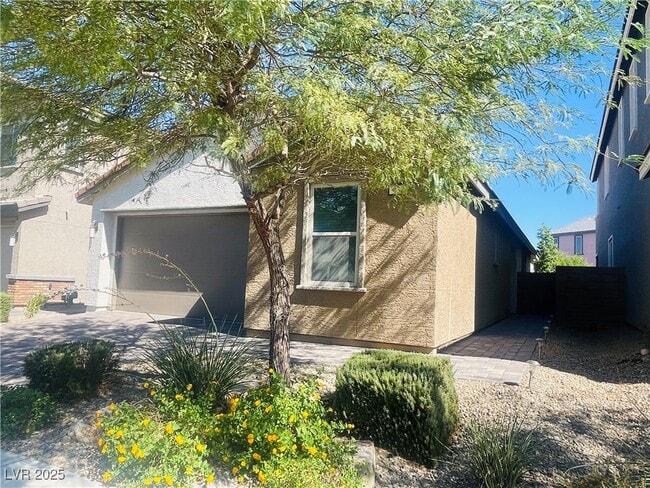 Photo - 930 Bayberry Ridge St