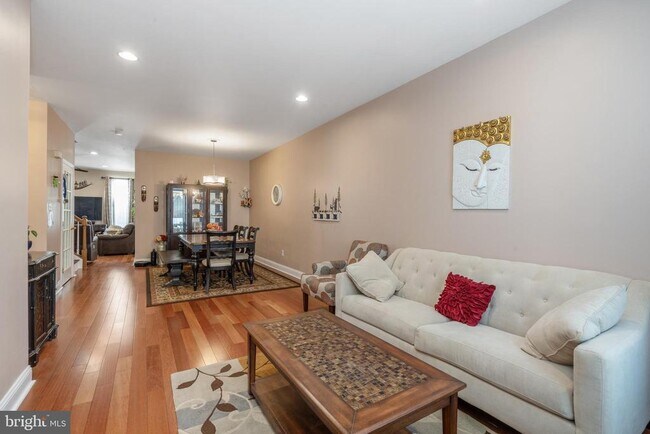 Photo - 802 Yarrow Cir