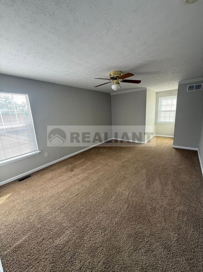Photo - 721 Morgan Hills Dr