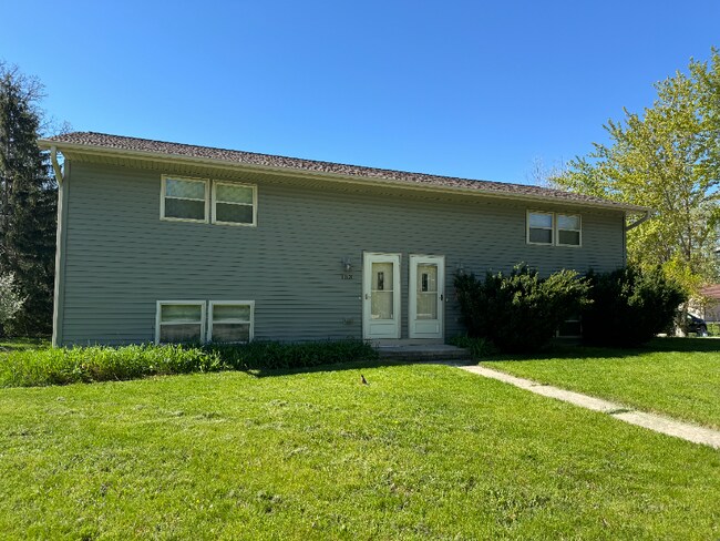 Building Photo - 153-155 W Paradise Dr Rental