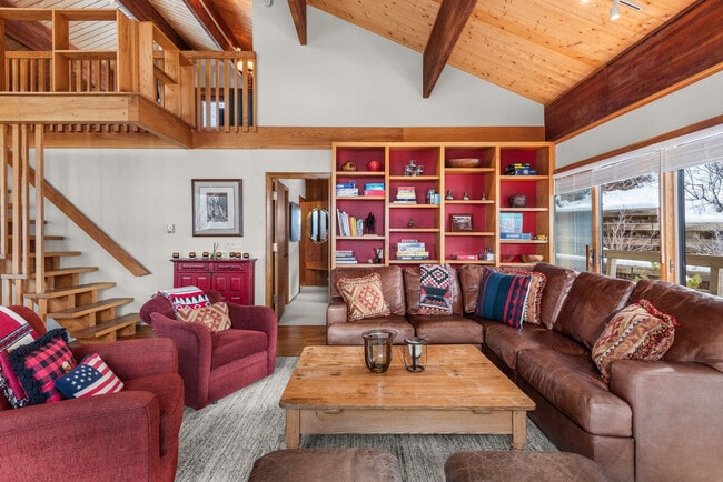 Photo - 837 Mountain Laurel Dr Unidad SI FL2-ID1578370P