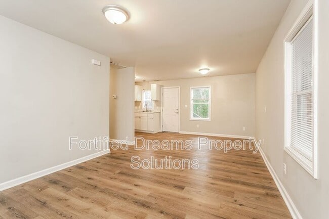 Photo - 3718 Tech Ave