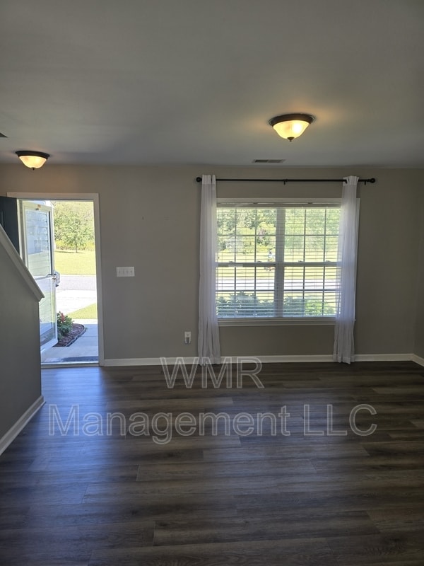 Photo - 1415 Cold Creek Pl