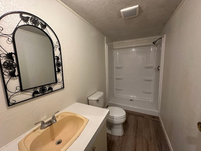 Photo - 26518 McIntosh Rd