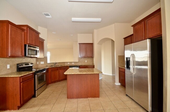 Photo - BEAUTIFUL New Home Available NOW!