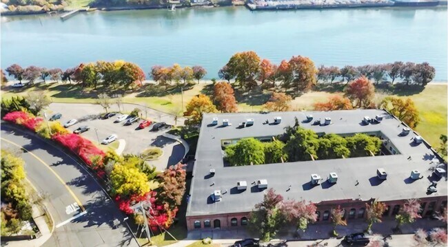 Photo - 1 Front St Unit 113