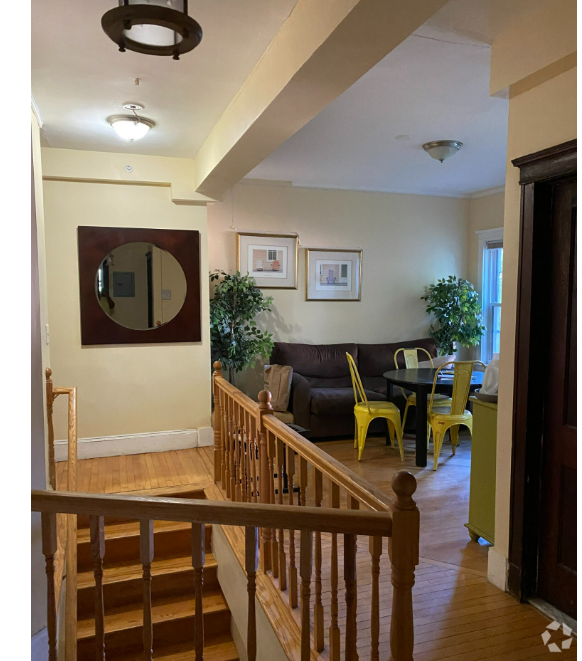 Building Photo - 158 Magazine St Unit 6 Rental
