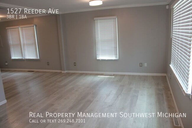 Photo - 1527 Reeder Ave