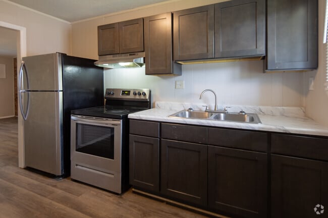 Studio, 1BA - 500SF - Kitchen - French Quarters