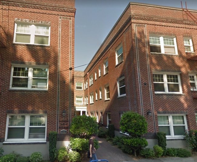 Photo - 1509 NE 10th Ave Unit 301