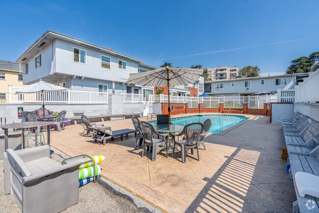 Piscina - Los Feliz Arms