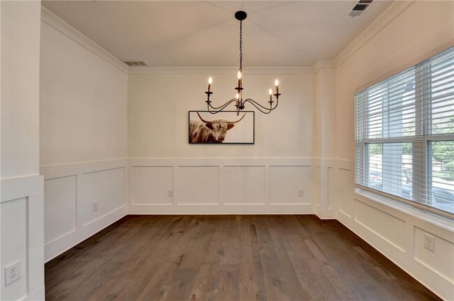 Photo - 45 Sudderth St