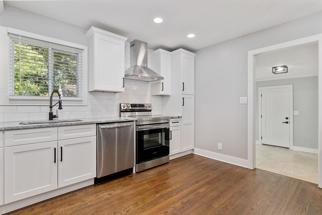 Photo - 7615 W 95th Terrace