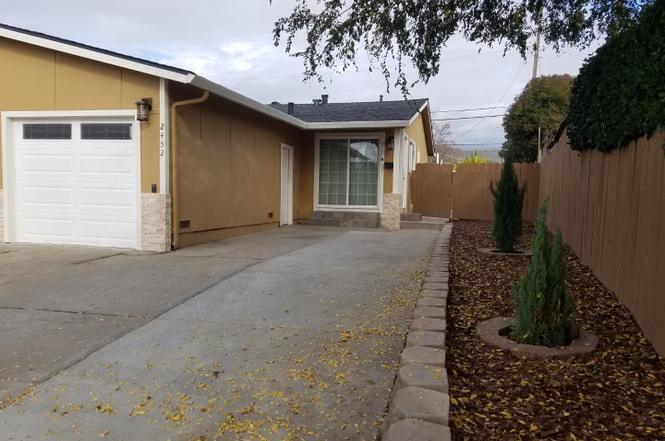 Photo - 2452 Clyda Dr