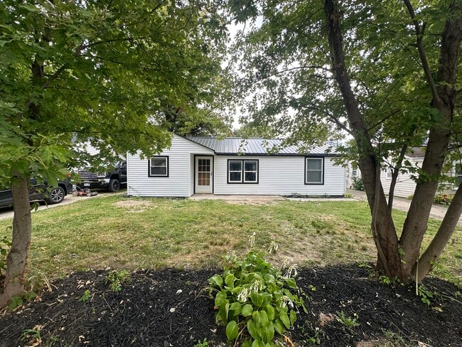 Building Photo - 1618 S Oakdale Dr Rental