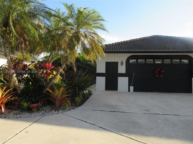 Photo - 15900 SW 54th Pl Unit 1