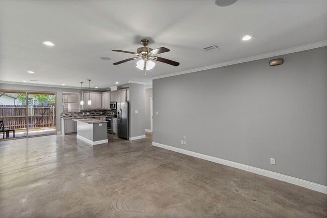 Photo - 2710 Gordon Ave