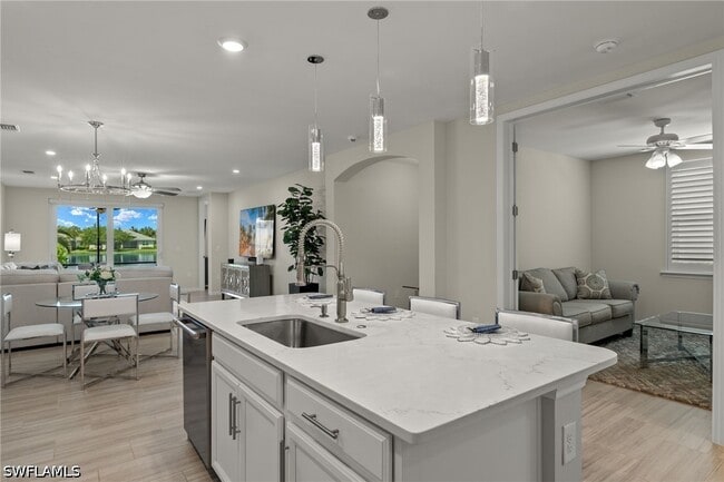 Photo - 14680 Edgewater Cir