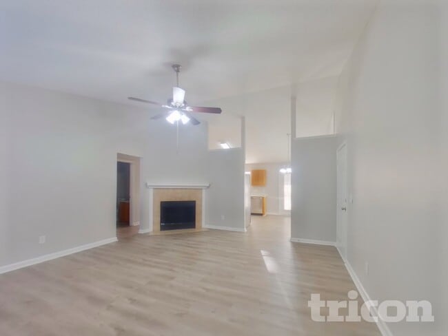 Photo - 173 Burma Rd