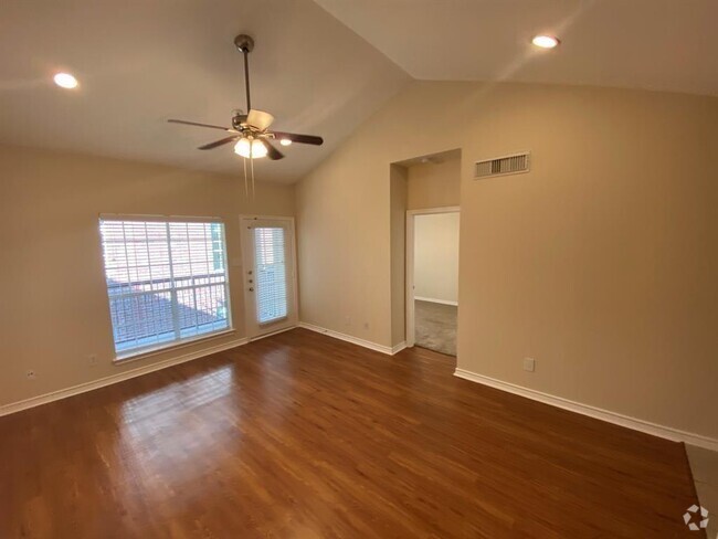 Building Photo - 1919 Post Oak Park Dr Unit 5106 Rental