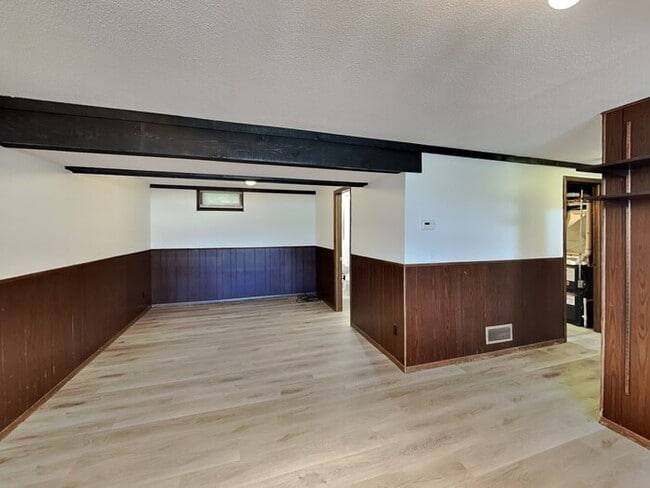 Photo - 8701 47th Ave N