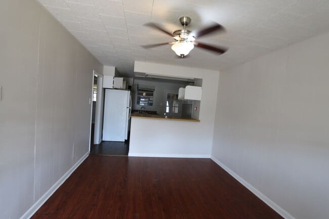 Photo - 10521 Alan St Unidad 10521