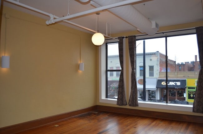 Photo - 919 A Aly Unit Apt 201